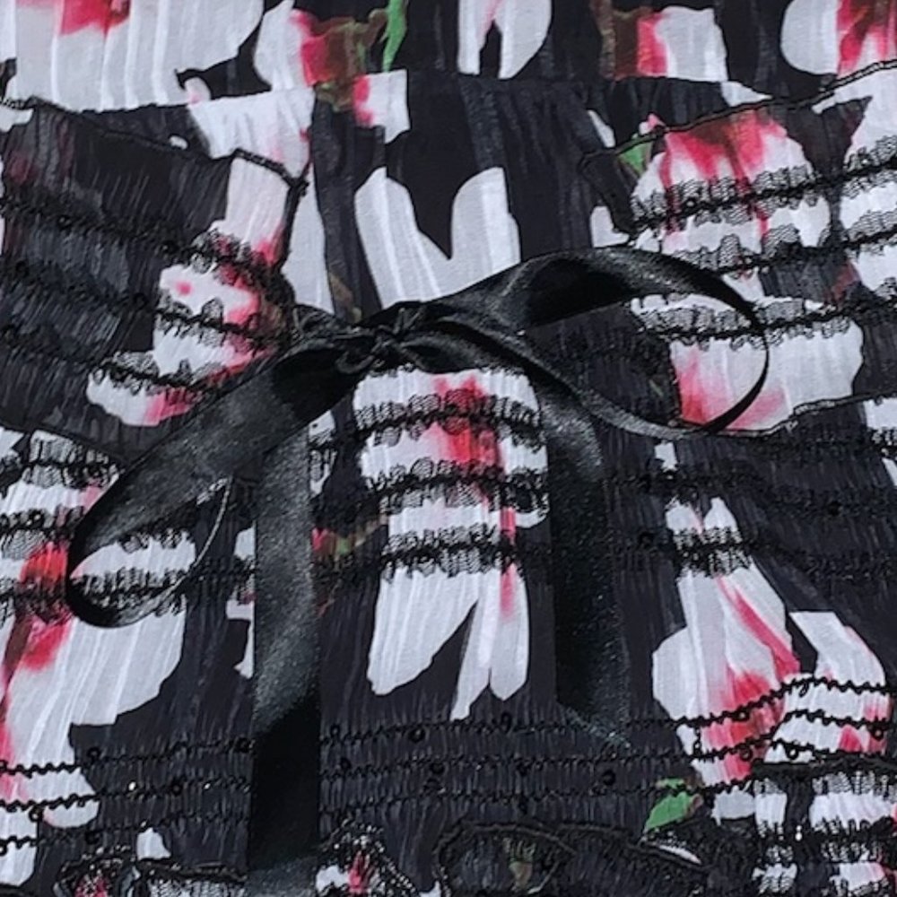 ZOE LTD Sydney Smocked Floral Chiffon Dress - Picture 9 of 12